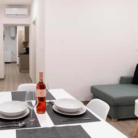 Oliver Street Apartment Vipava Exterior photo
