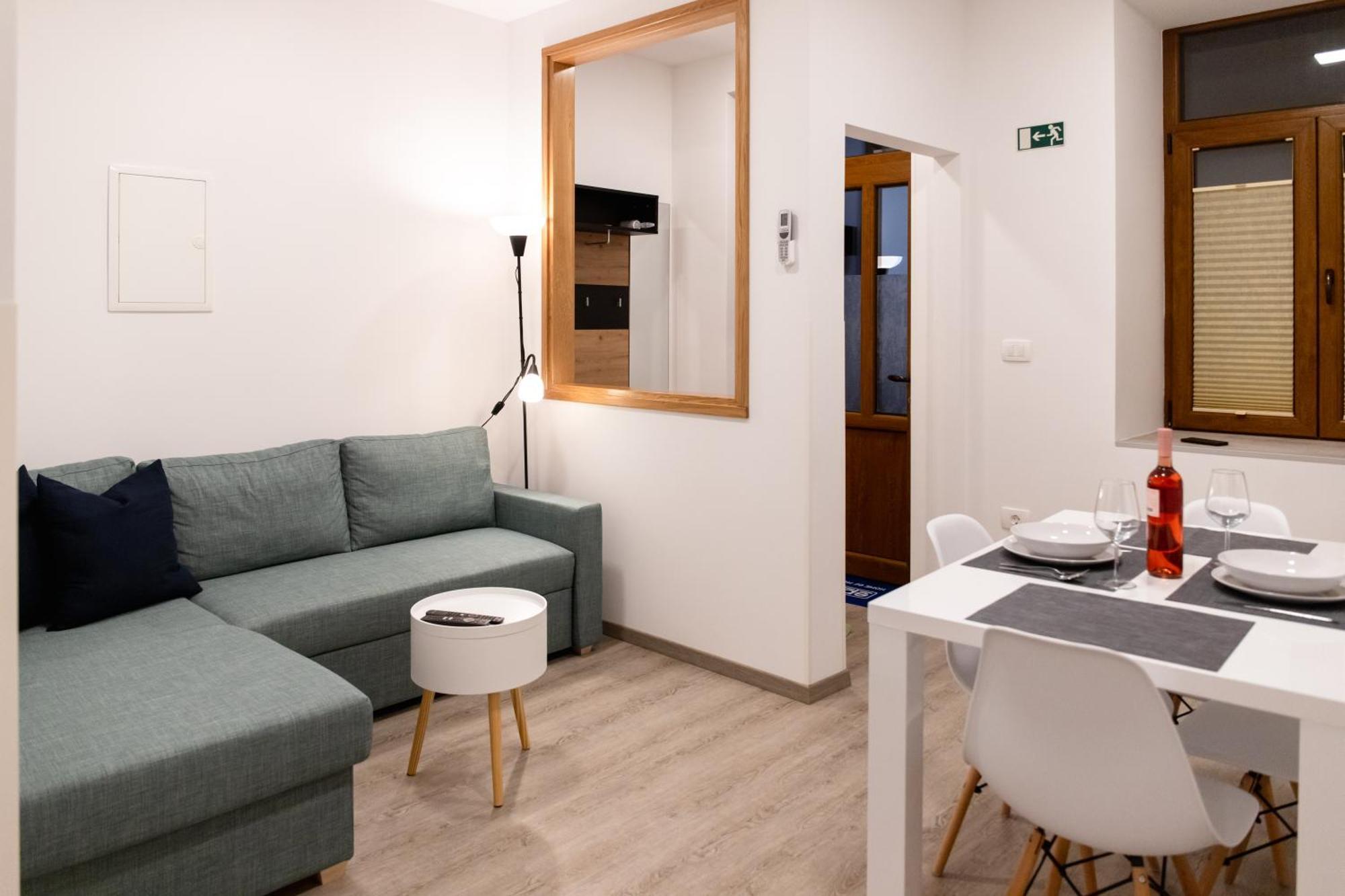 Oliver Street * Vipava