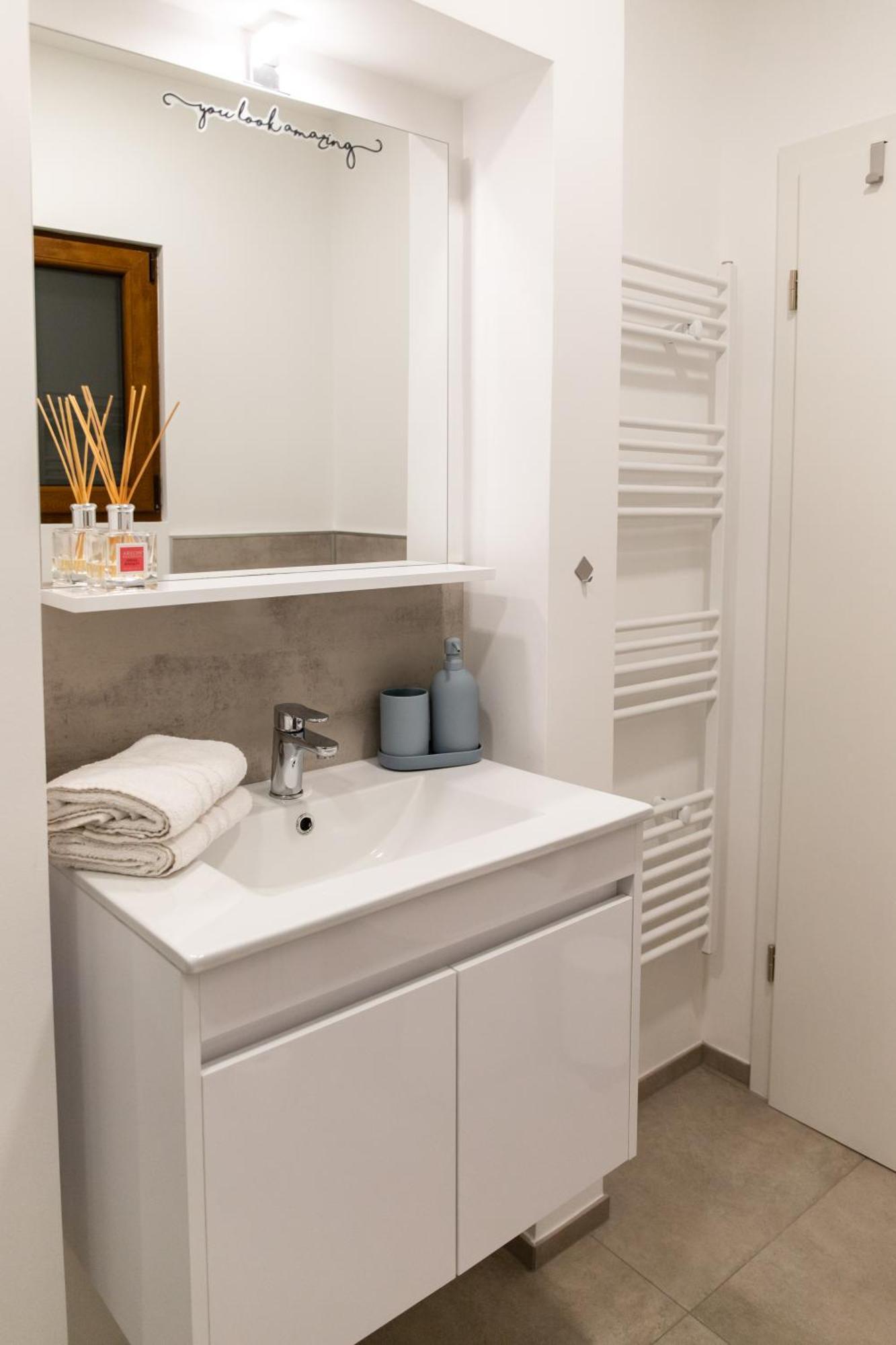 Apartman Oliver Street - 50m From Center