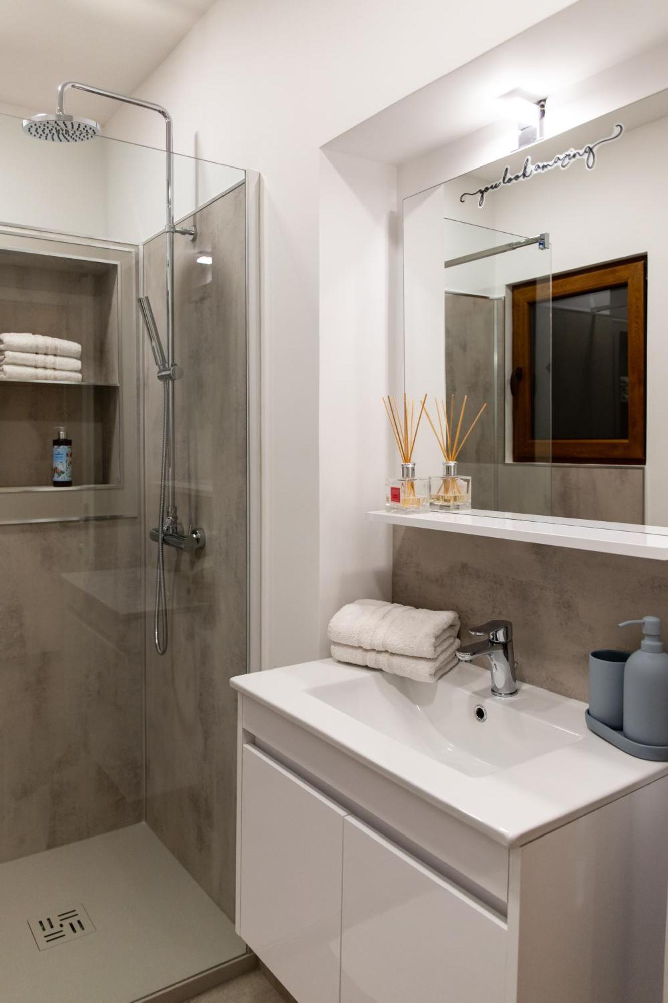 Oliver Street - 50m From Center * Vipava